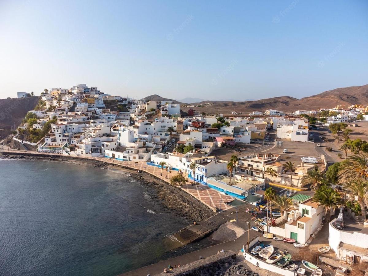 Villa Ingrid. Piscina Exterior. Las Playas Экстерьер фото